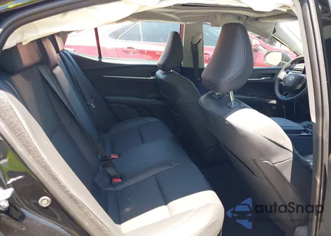 2025 Toyota Camry Xle z USA, uszkodzony, nr VIN 4T1DAACK0SU145029